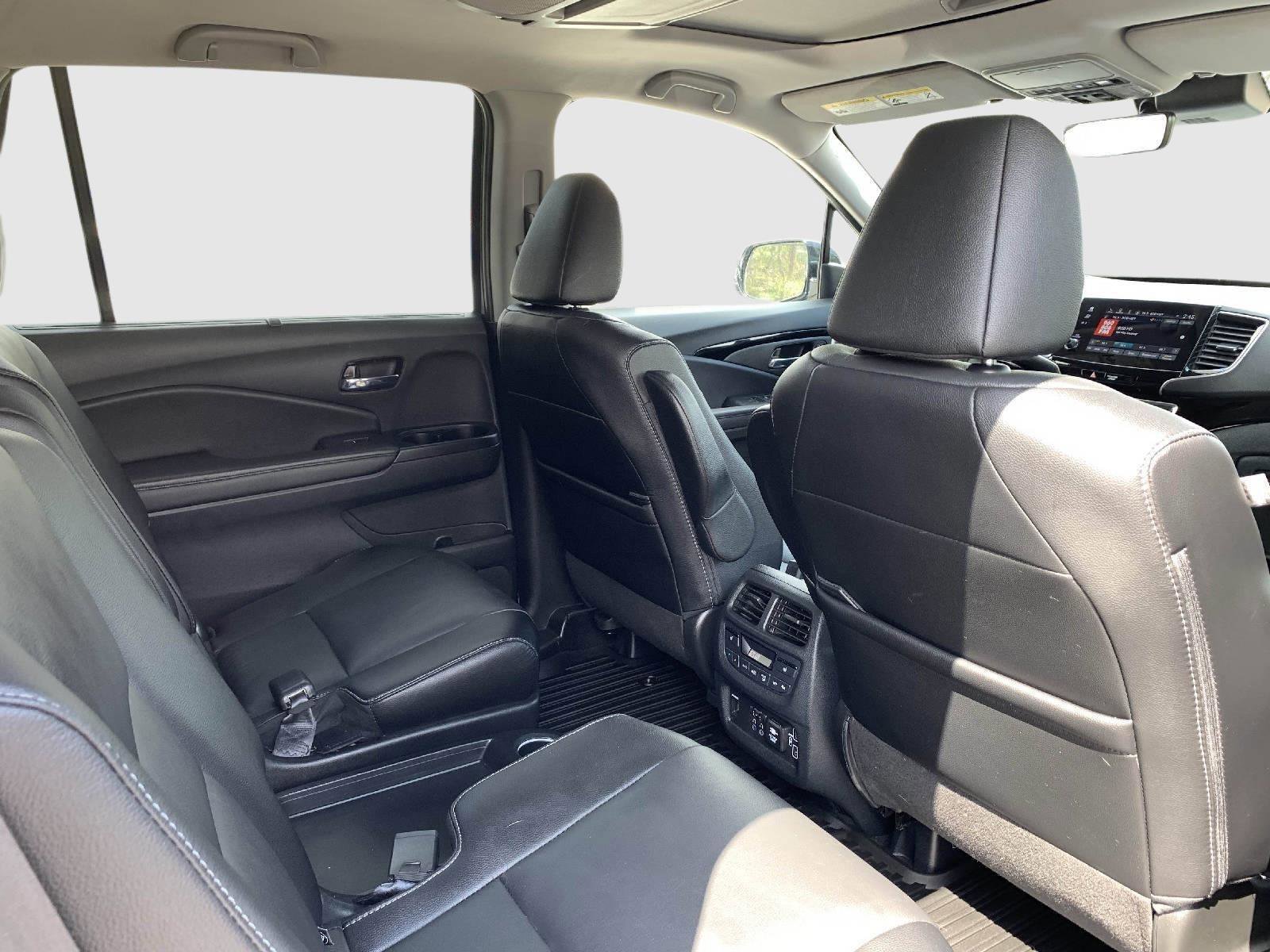 Used 2022 Honda Pilot Touring image 45