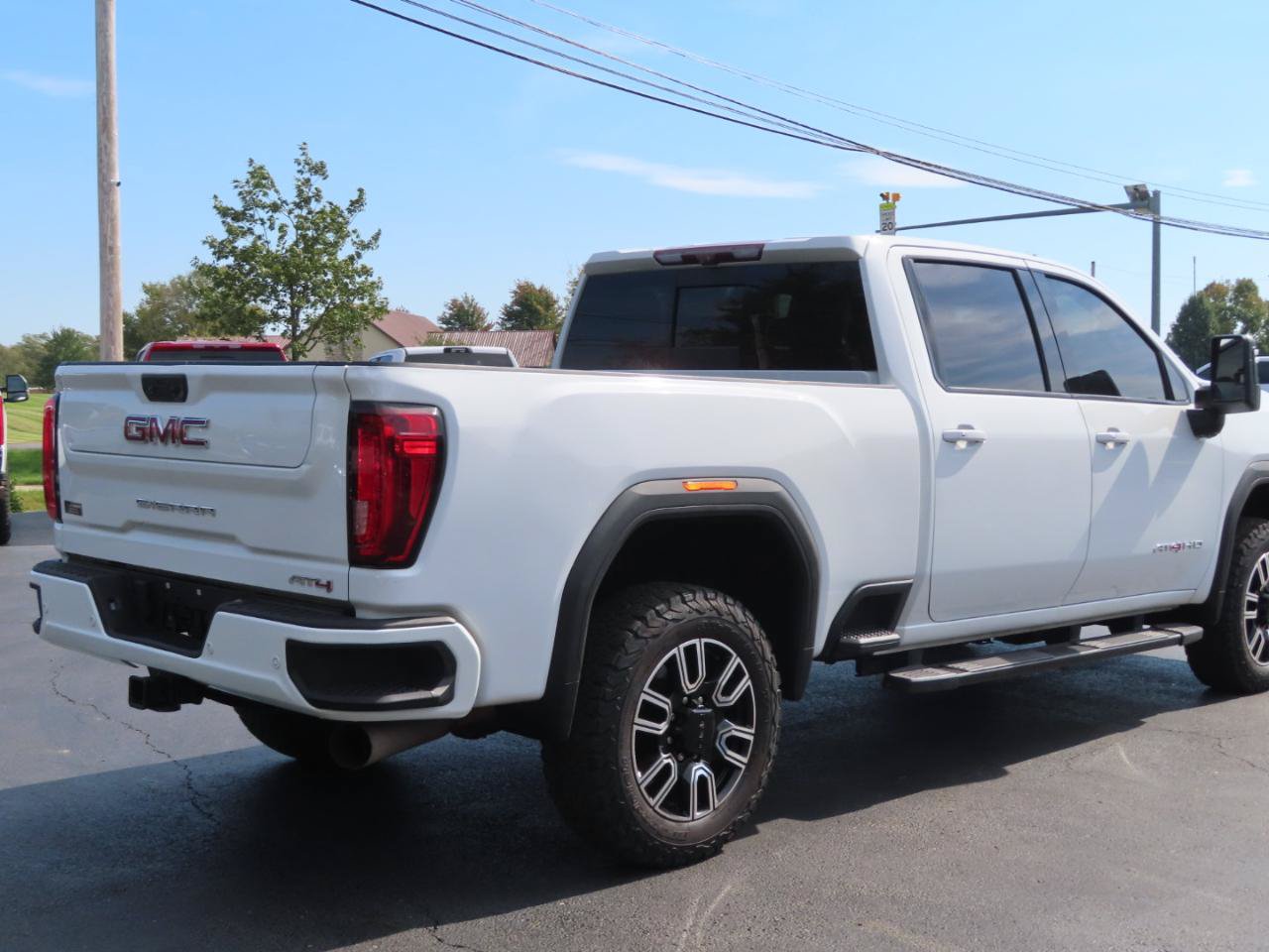 Used 2020 GMC Sierra 2500 AT4 w/ AT4 Premium Package AWD/4WD image 19