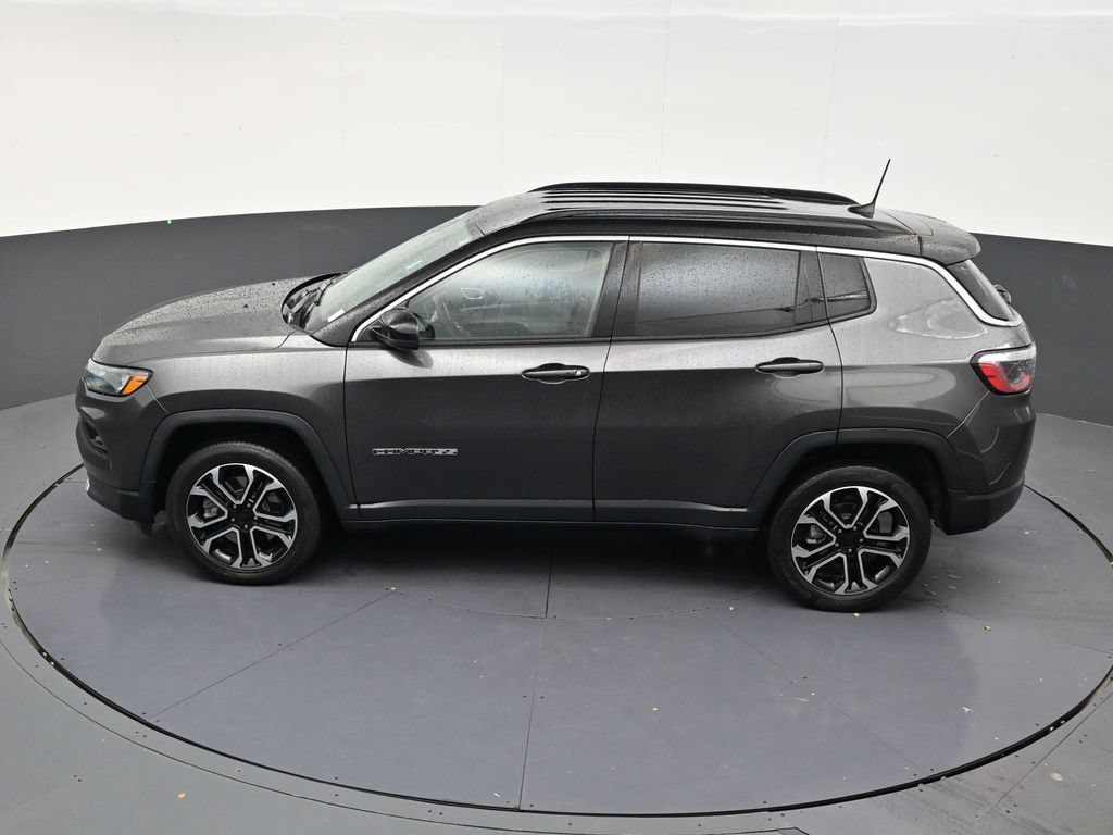 Used 2023 Jeep Compass Limited AWD/4WD image 13