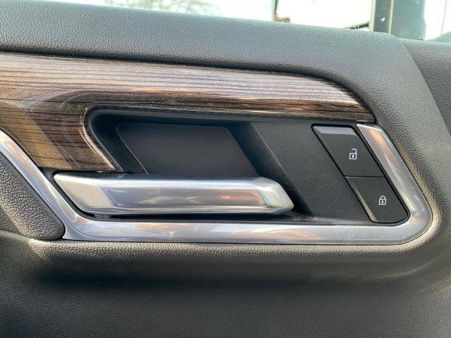 Used 2025 Chevrolet Silverado 2500 LT w/ Convenience Package image 14