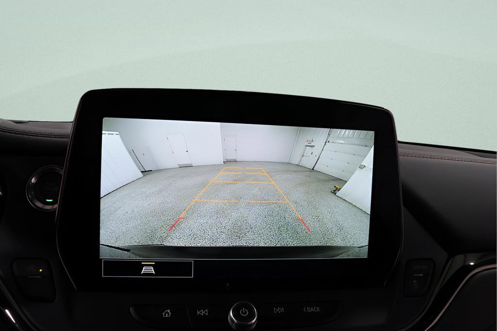 Used 2025 Chevrolet Blazer RS FWD image 14