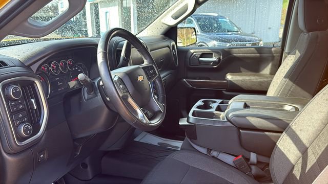 Used 2021 Chevrolet Silverado 1500 LT w/ Convenience Package II image 16