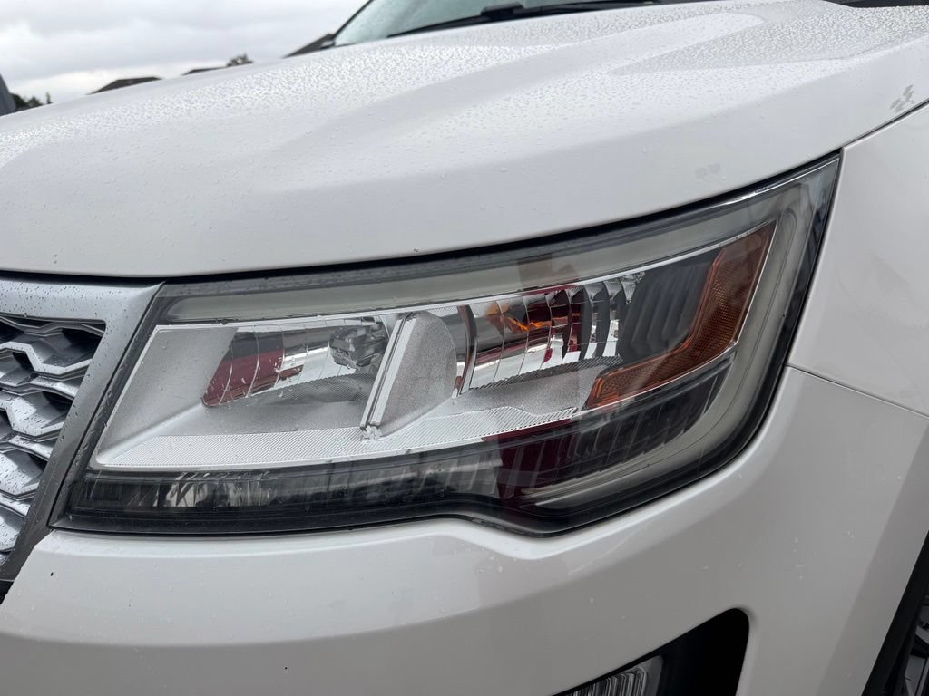 Used 2016 Ford Explorer Platinum AWD/4WD image 11