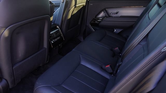 Used 2024 Land Rover Range Rover Sport Dynamic SE image 13