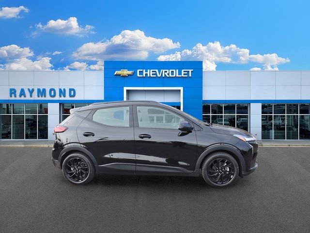 New 2027 Chevrolet Bolt RS w/ Technology Package FWD image 2