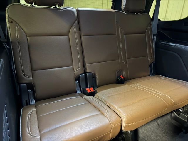 Used 2023 Chevrolet Tahoe High Country w/ LPO, Illumination Package AWD/4WD image 27