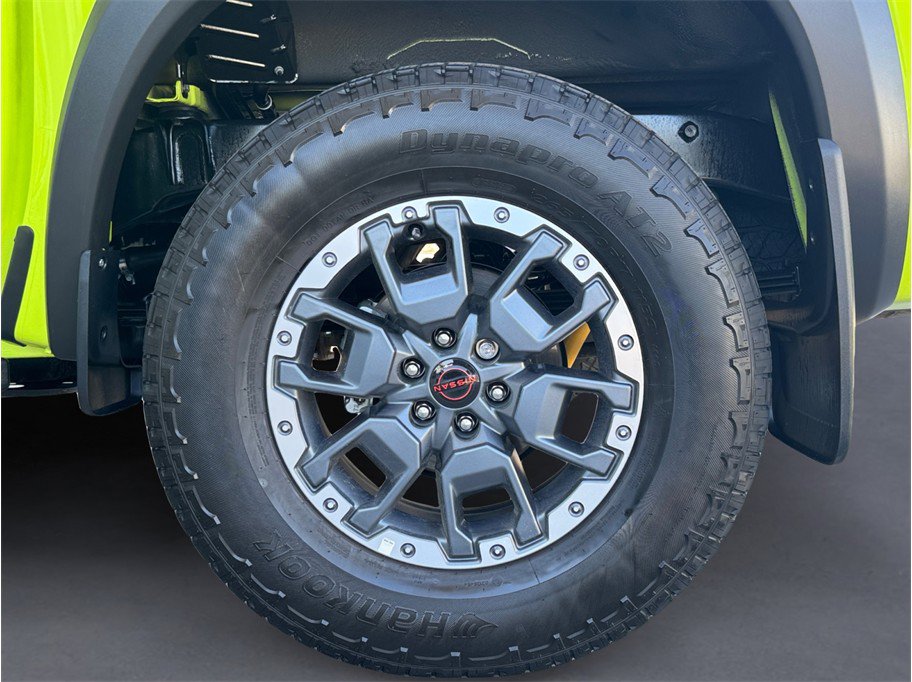 Used 2026 Nissan Frontier PRO-4X w/ Tow Package AWD/4WD image 8