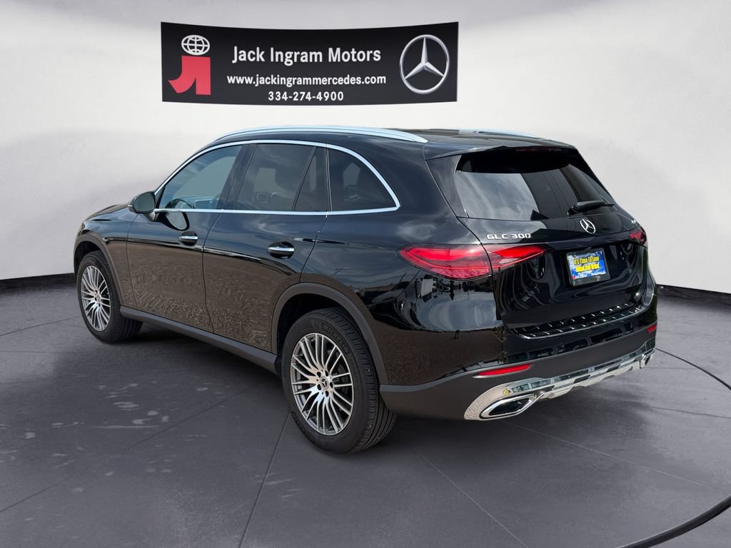 Certified 2026 Mercedes-Benz GLC 300 4MATIC image 3