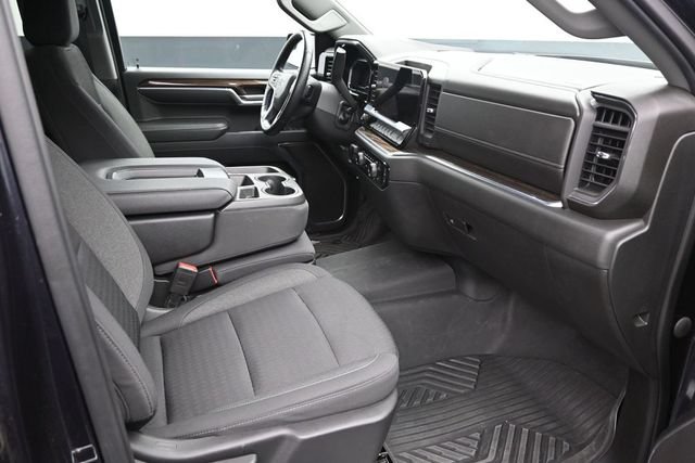 Used 2023 Chevrolet Silverado 1500 RST w/ Z71 Off-Road Package AWD/4WD image 21