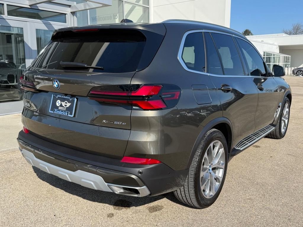 Certified 2025 BMW X5 xDrive50e w/ Executive Package image 3