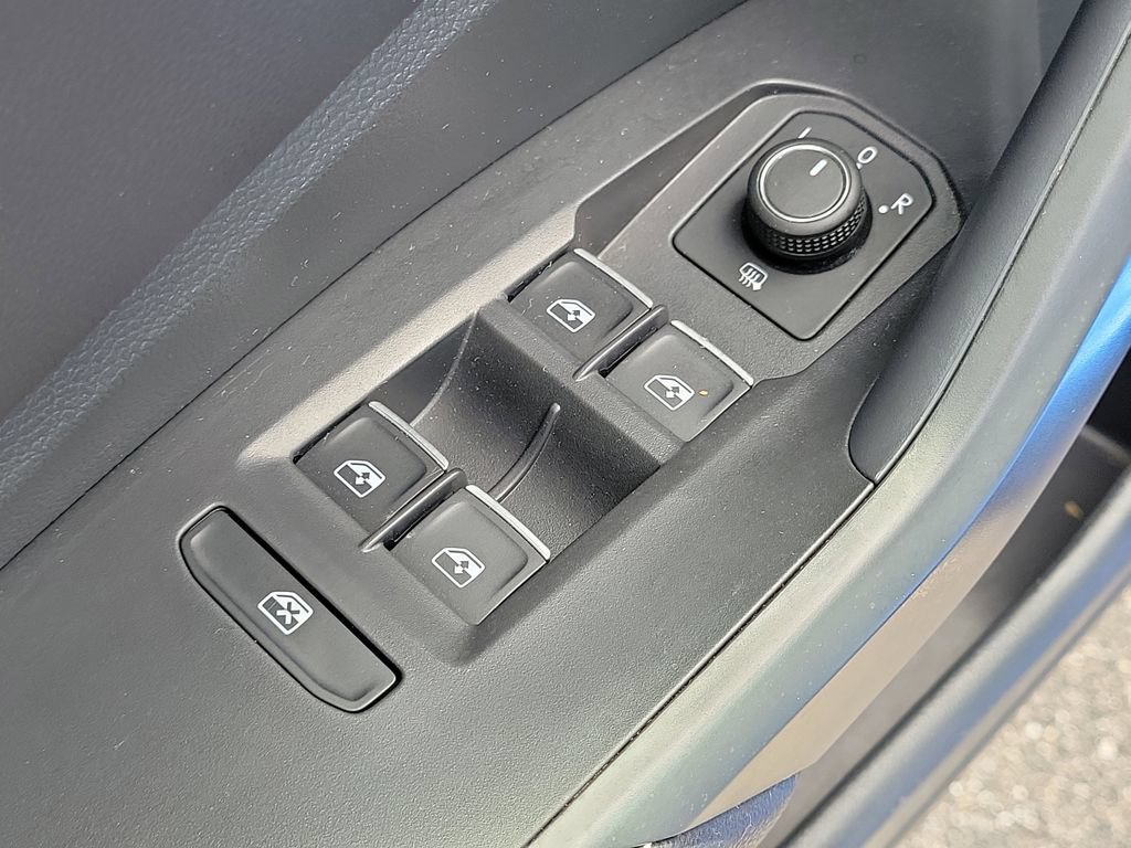 Used 2023 Volkswagen Jetta Sport FWD image 17