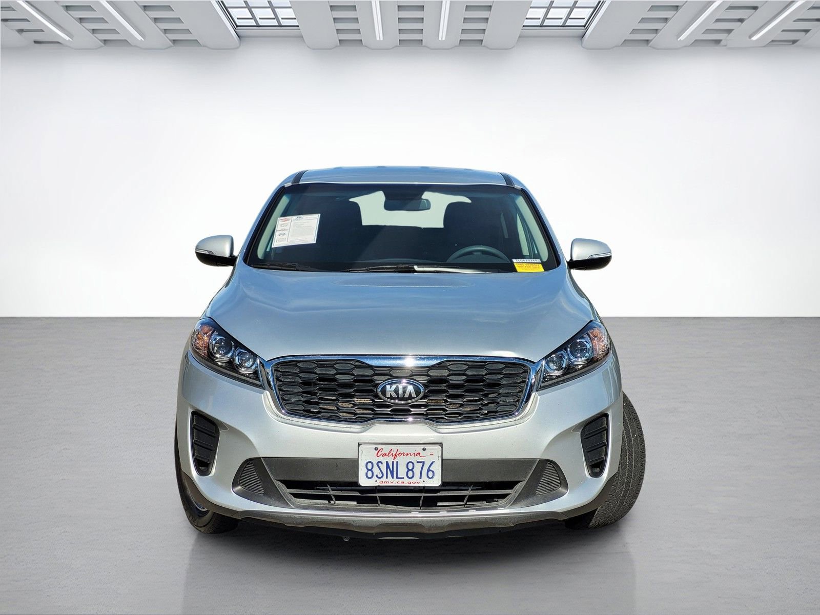 Used 2020 Kia Sorento LX FWD image 2