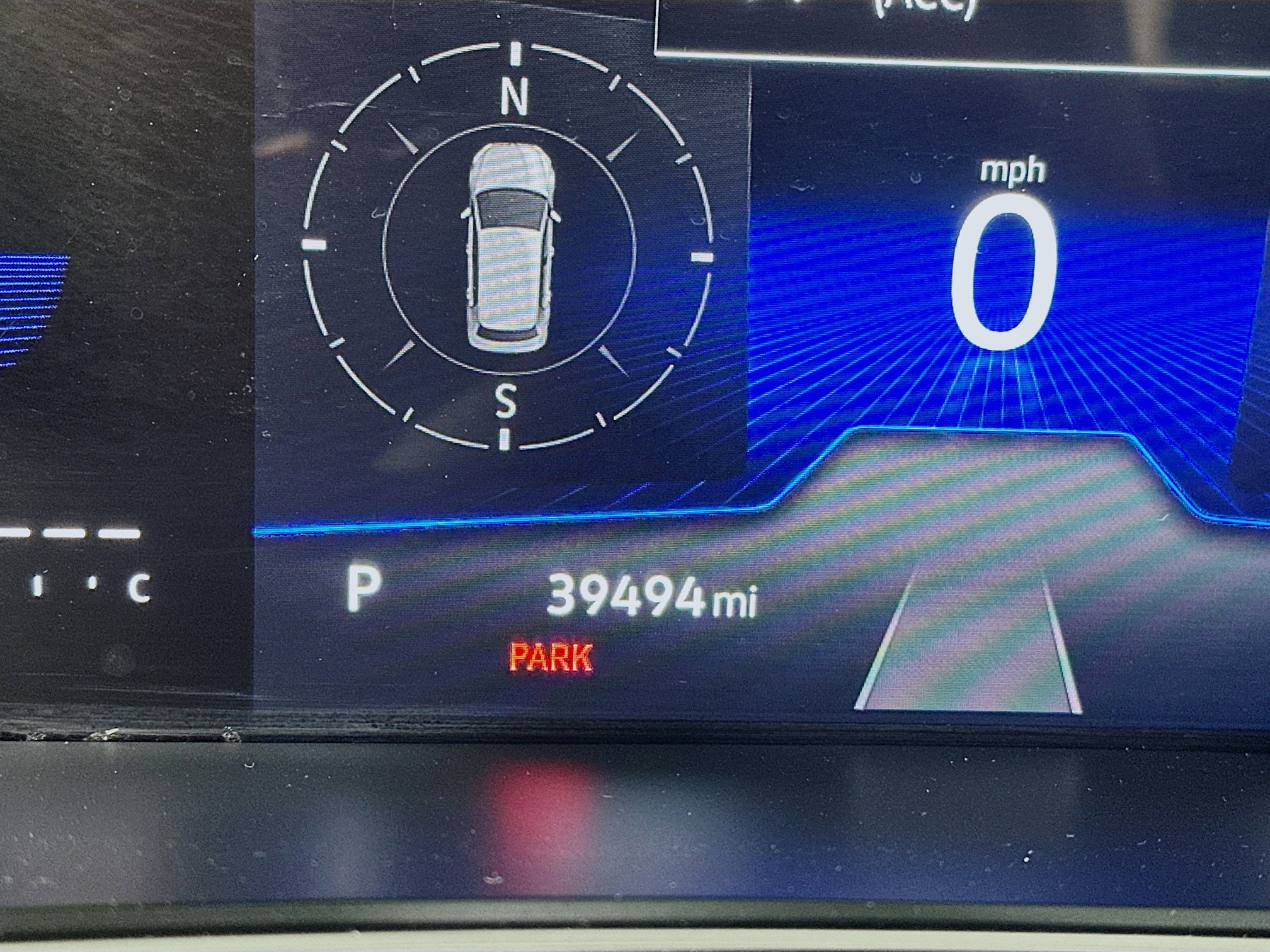 Used 2024 Volkswagen Tiguan SE image 19