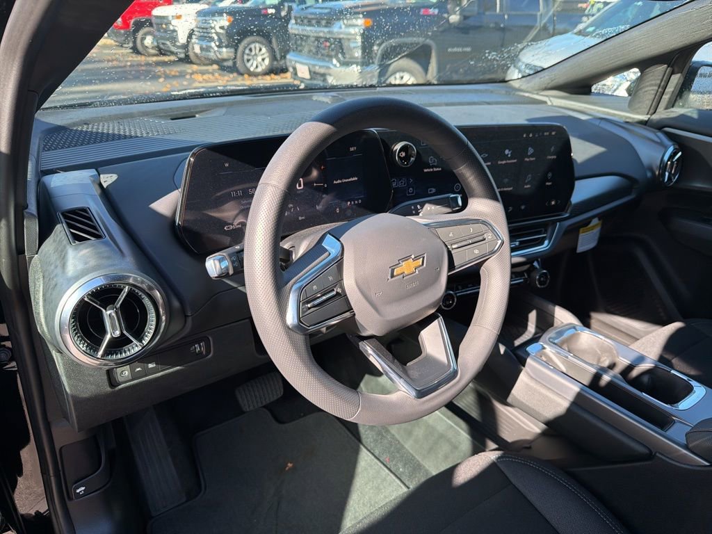 New 2026 Chevrolet Equinox EV LT image 5