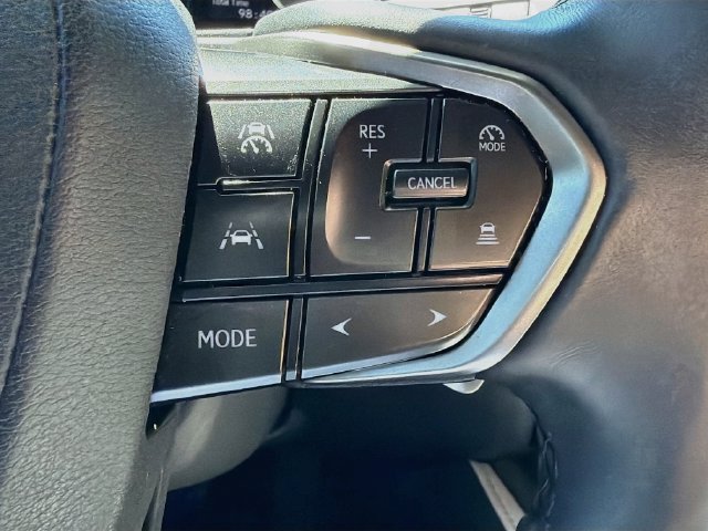 Used 2025 Lexus RX 350h w/ Accessory Package AWD/4WD image 40