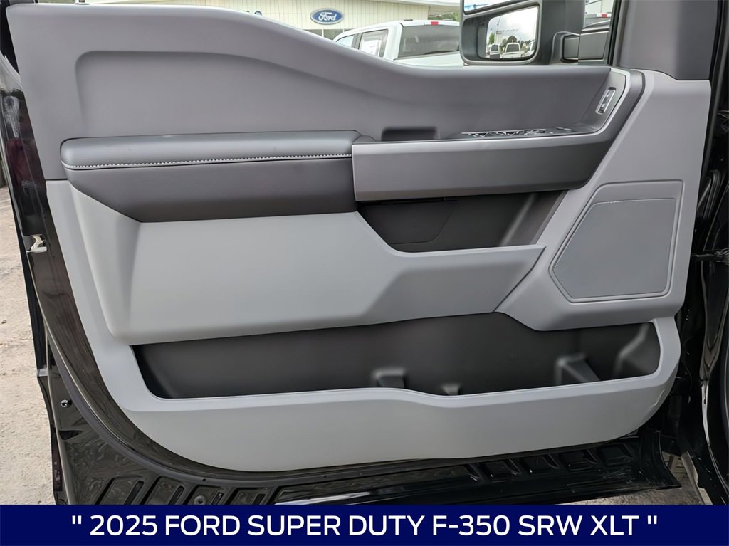 New 2025 Ford F350 XLT w/ 360-Degree Camera Package image 10