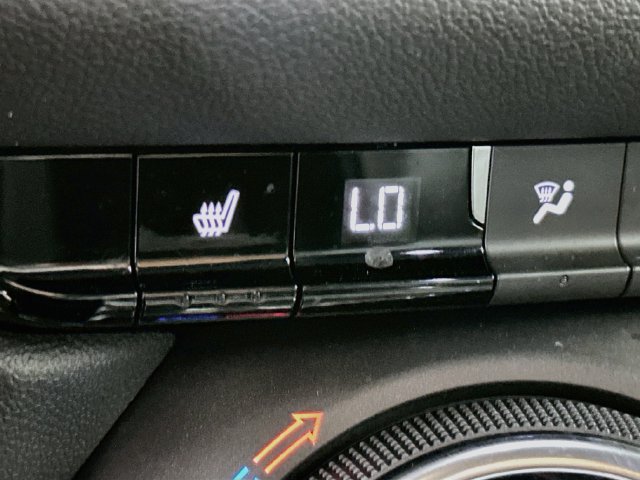 Used 2023 Chevrolet Blazer LT w/ Convenience Package FWD image 21