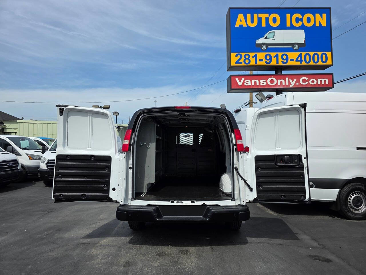 Used 2019 Chevrolet Express 2500 w/ Safety Package image 14