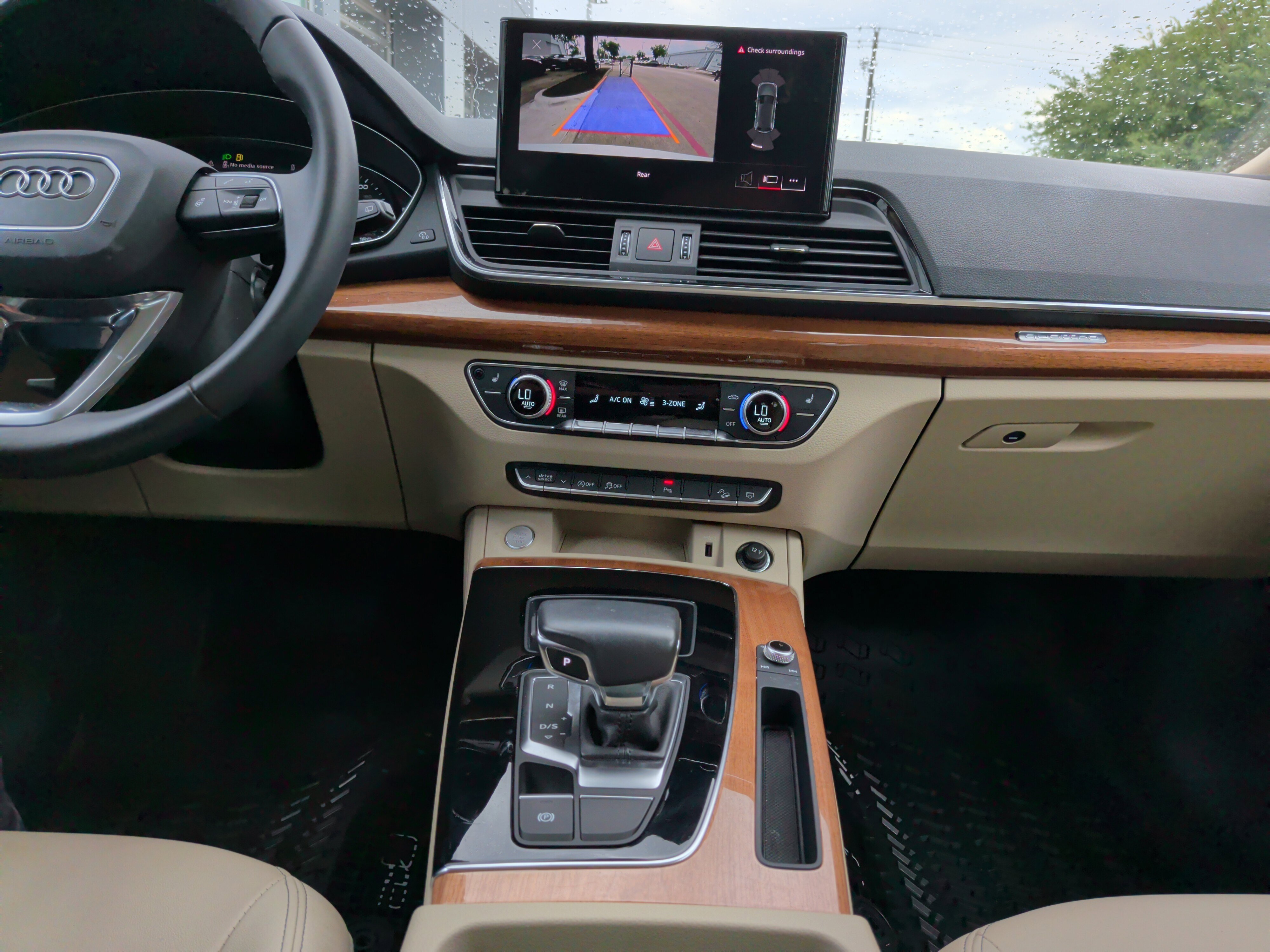 Certified 2023 Audi Q5 2.0T Premium w/ Convenience Package image 25