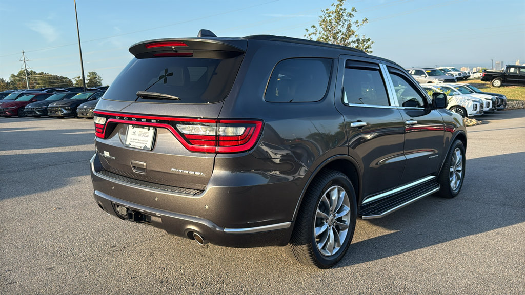 Used 2021 Dodge Durango Citadel w/ Premium Entertainment Group RWD image 7