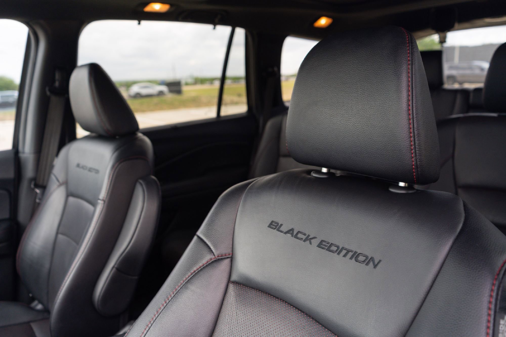 Used 2020 Honda Pilot Black Edition image 9