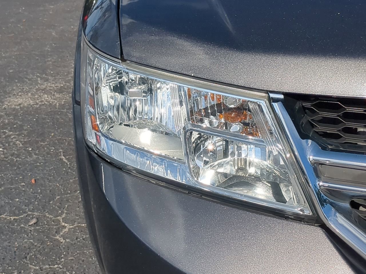 Used 2015 Dodge Journey SXT w/ Flexible Seating Group image 10