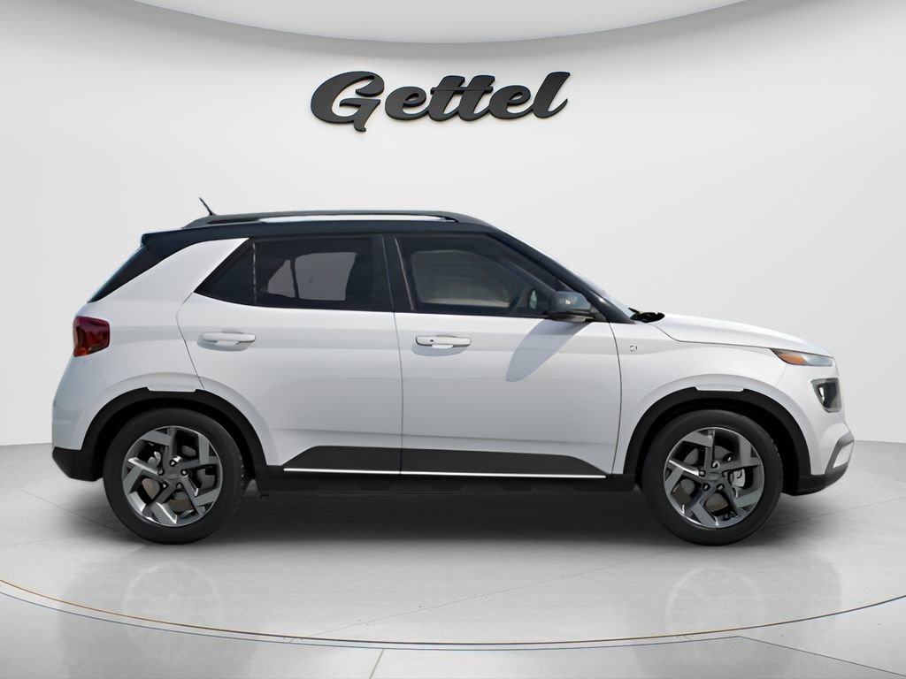 New 2026 Hyundai Venue SEL FWD image 4