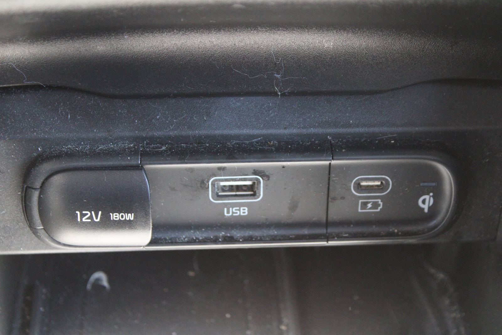 Certified 2023 Kia Telluride S w/ S Sunroof Package AWD/4WD image 39