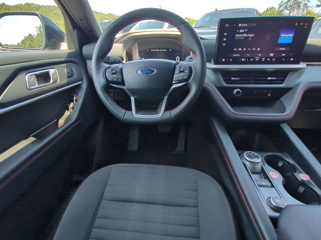 Used 2026 Ford Explorer ST-Line w/ ST-Line Street Pack RWD image 18