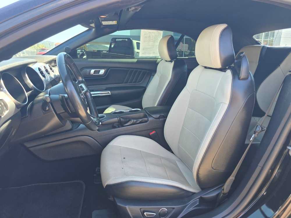Used 2019 Ford Mustang Premium RWD image 14