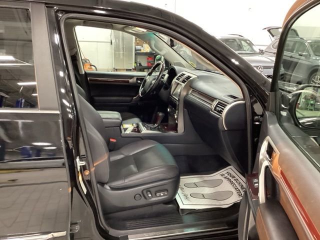 Used 2019 Lexus GX 460 Premium AWD/4WD image 11