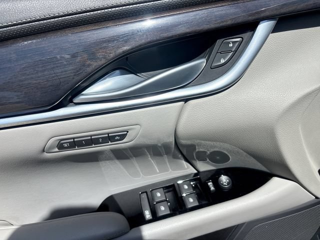 Used 2015 Cadillac XTS Luxury w/ Driver Awareness Package FWD image 13