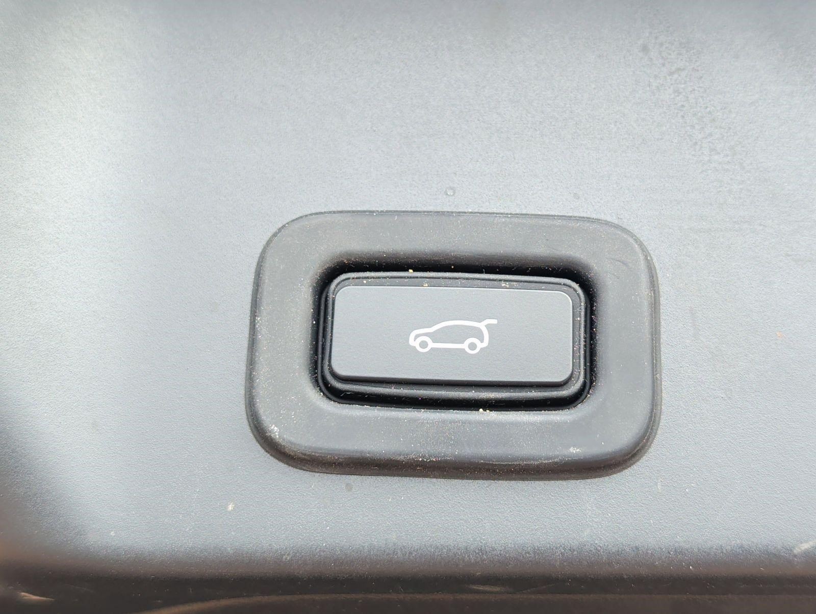 Used 2021 Land Rover Range Rover Evoque R-Dynamic SE AWD/4WD image 29