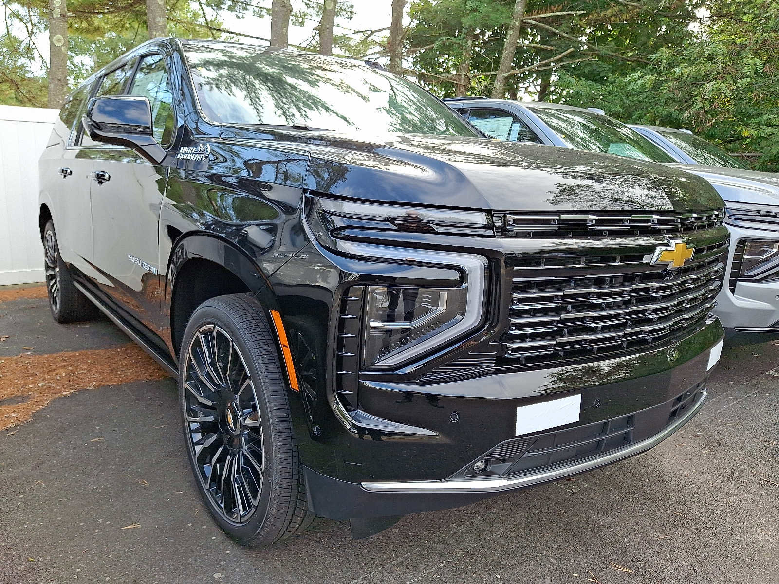 New 2026 Chevrolet Suburban High Country image 1