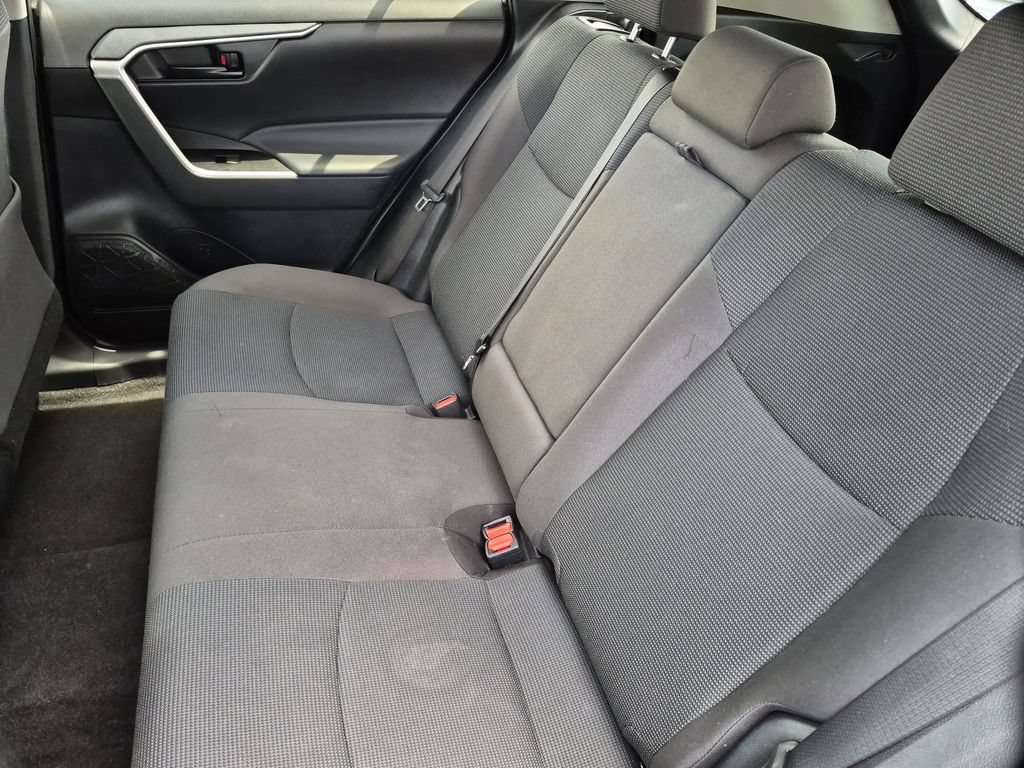 Used 2025 Toyota RAV4 LE AWD/4WD image 27