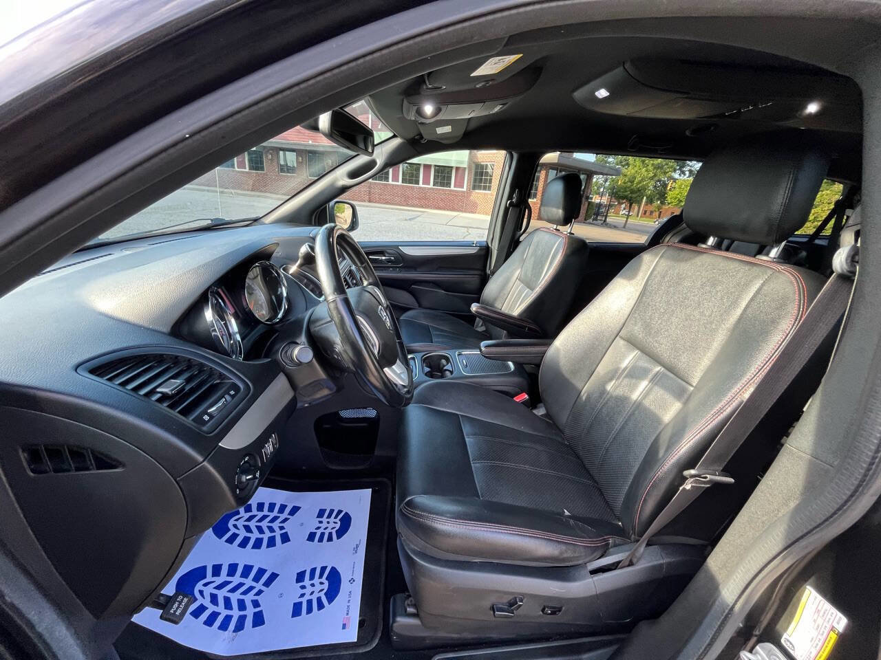 Used 2018 Dodge Grand Caravan GT image 16