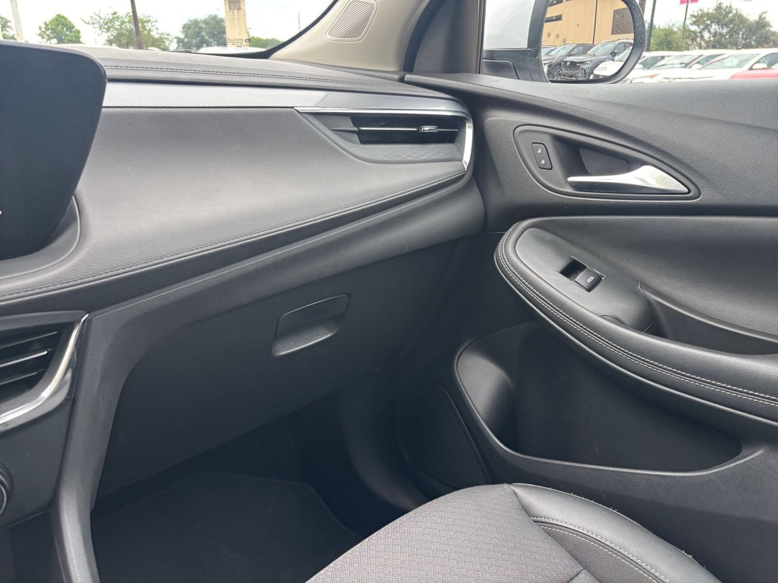 Used 2025 Buick Encore GX Preferred FWD image 34
