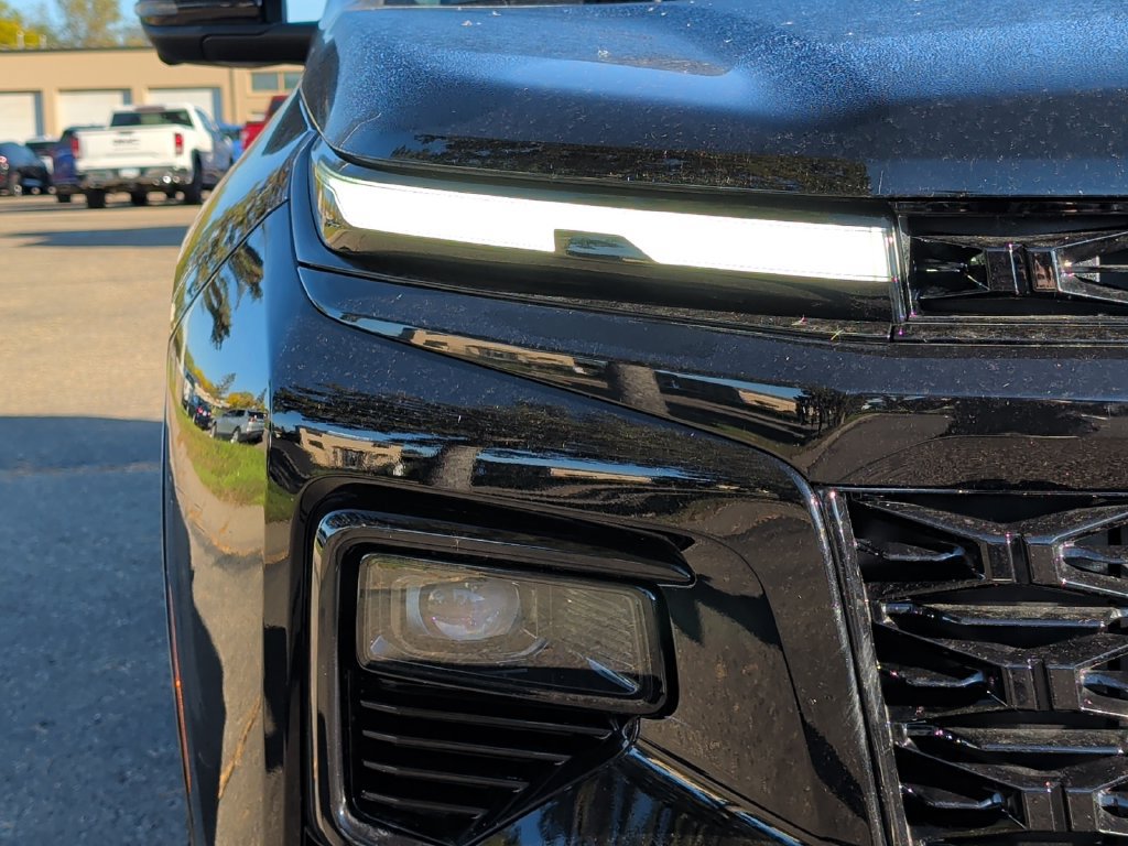 Used 2026 Chevrolet Traverse RS w/ LPO, Floor Liner Package FWD image 42