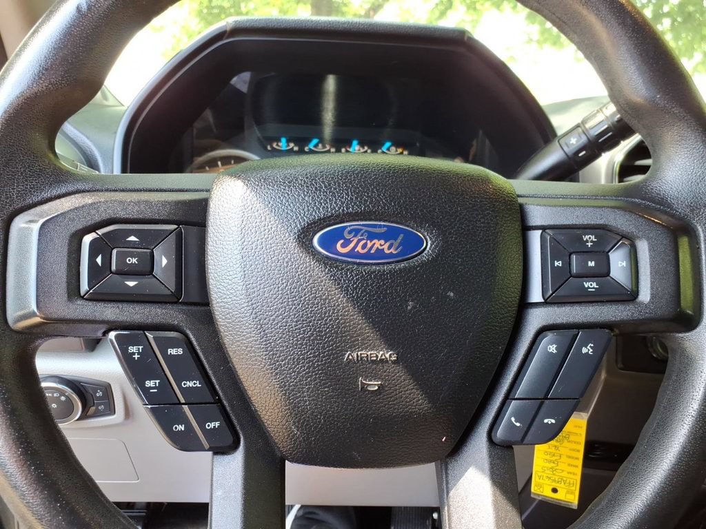 Used 2015 Ford F150 XLT AWD/4WD image 16