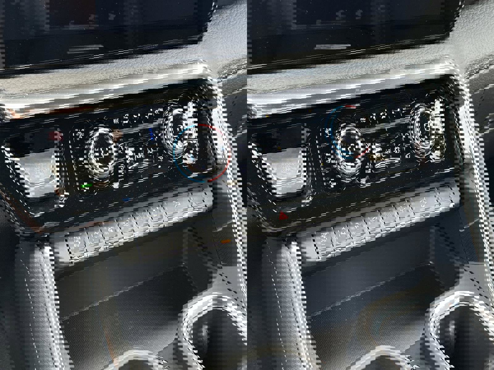 New 2026 GMC Sierra 2500 Denali w/ Denali Reserve Package image 27