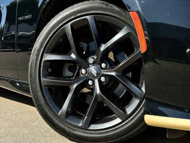 Used 2022 Dodge Charger R/T w/ Blacktop Package RWD image 11