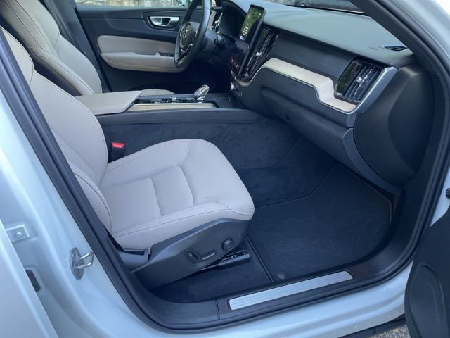 Certified 2026 Volvo XC60 B5 Plus w/ Climate Package AWD/4WD image 13
