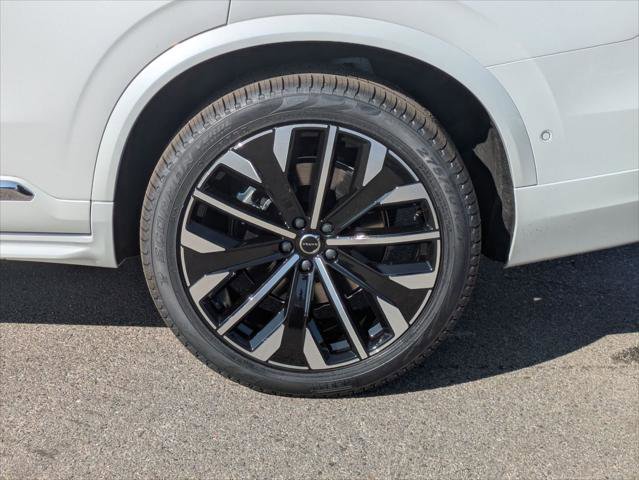 New 2026 Volvo XC90 B5 Plus image 6