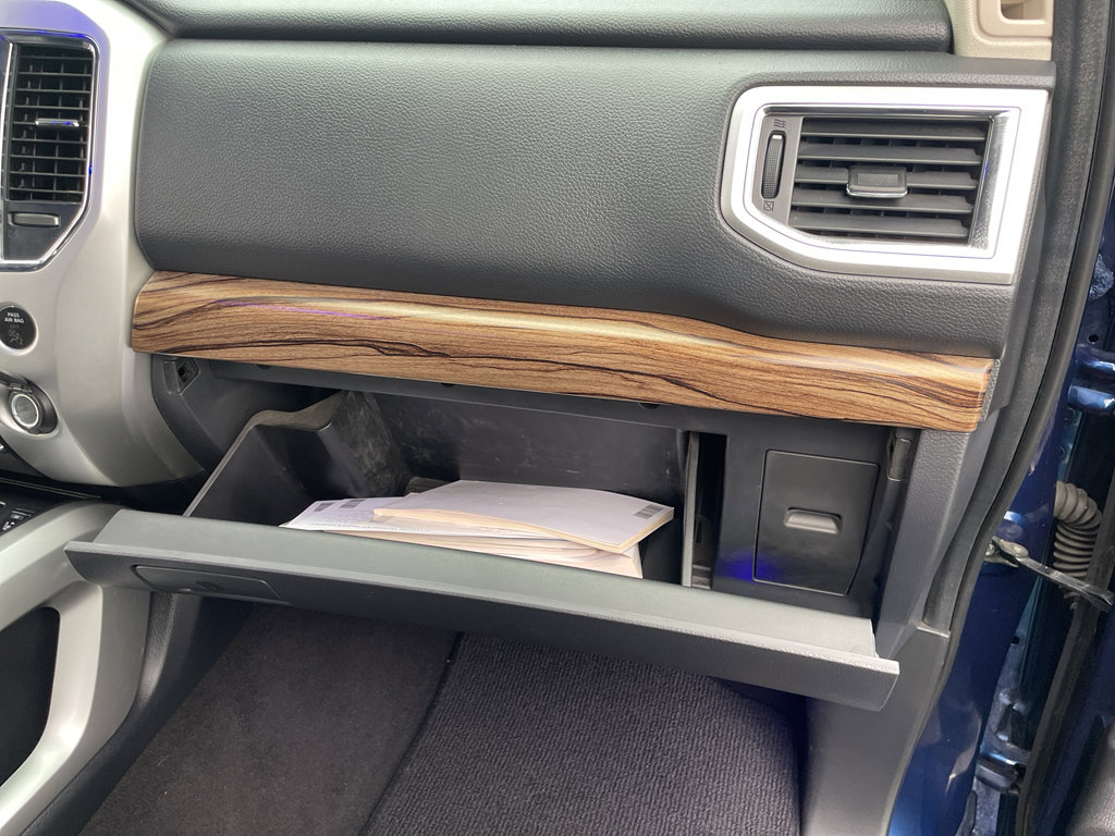 Used 2017 Nissan Titan SL image 66