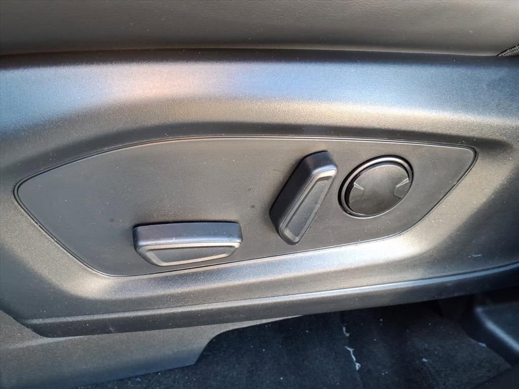 New 2026 Ford Explorer ST-Line w/ ST-Line Street Pack image 17