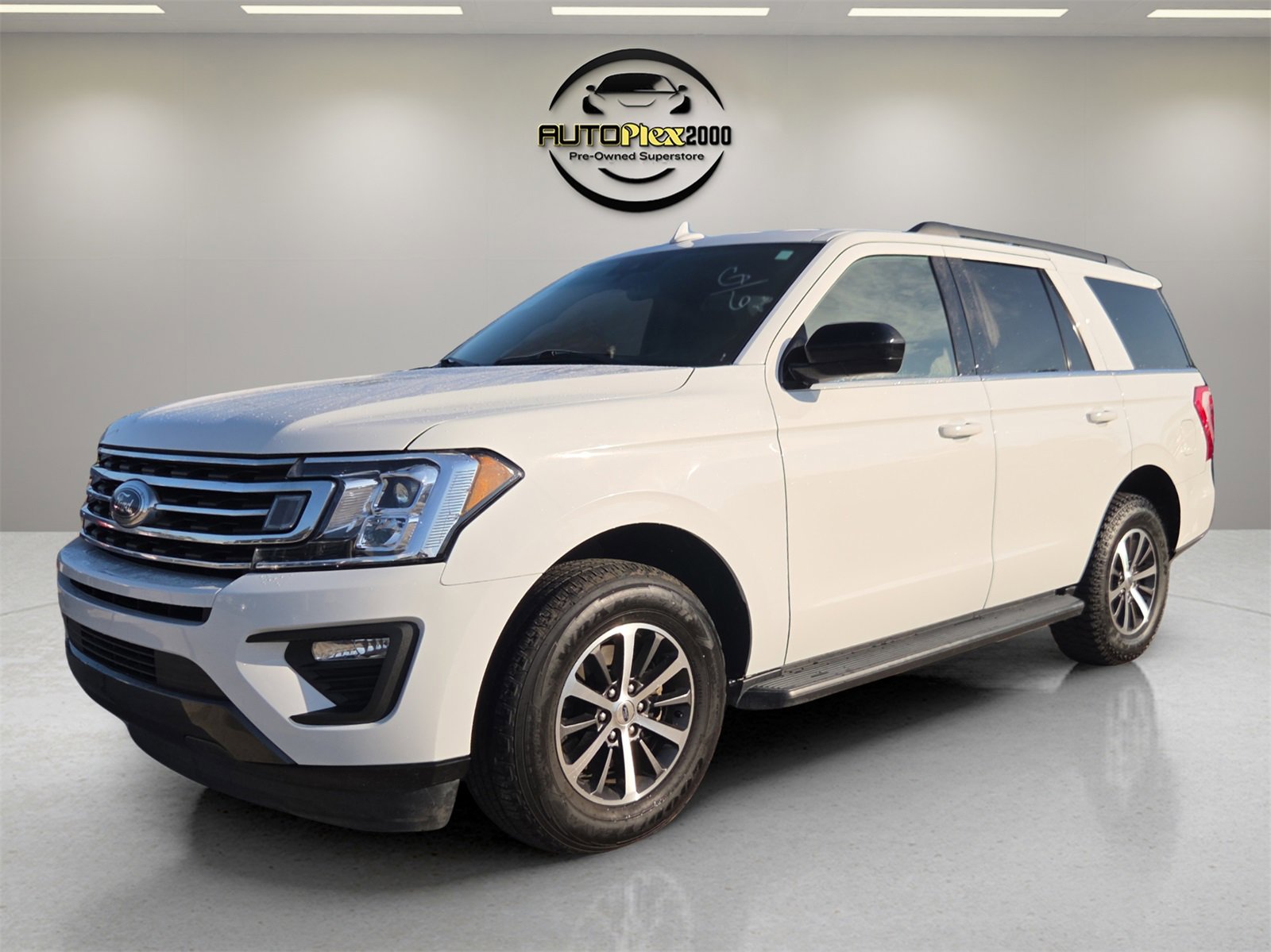 Used 2020 Ford Expedition XL image 3