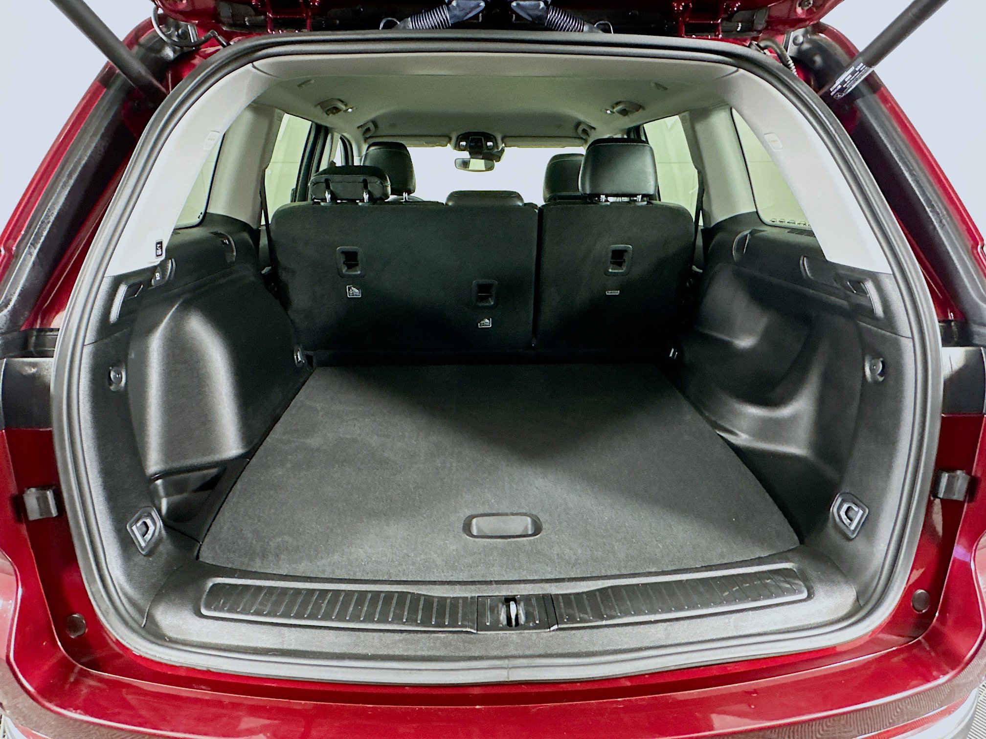 Used 2023 Jeep Grand Cherokee Limited image 28