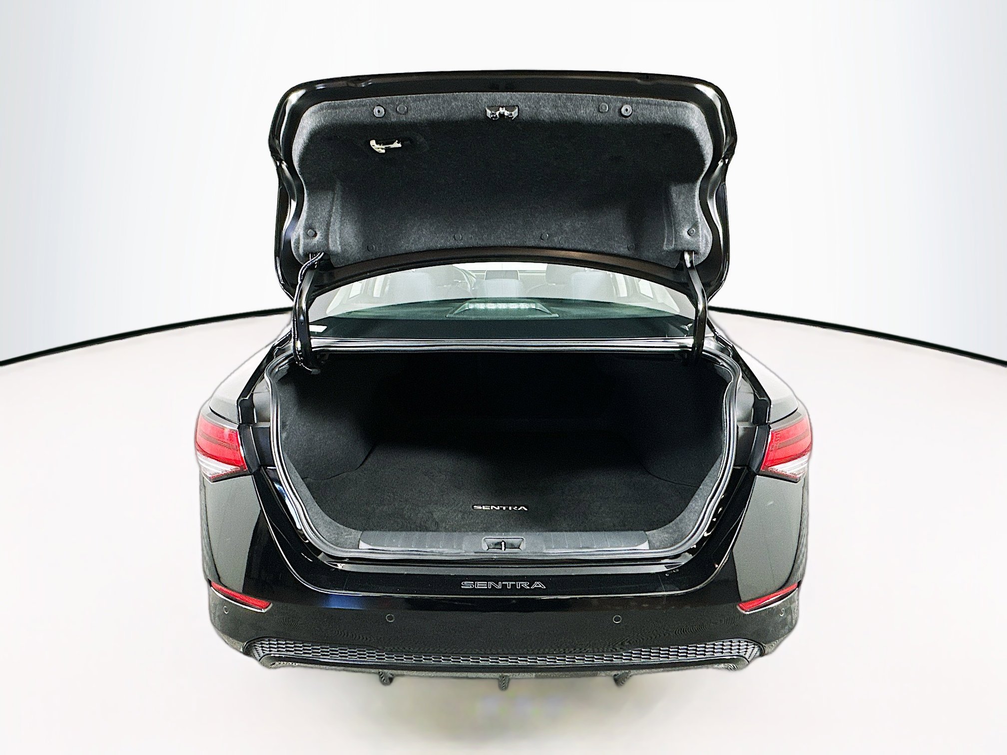 Used 2024 Nissan Sentra SV image 27