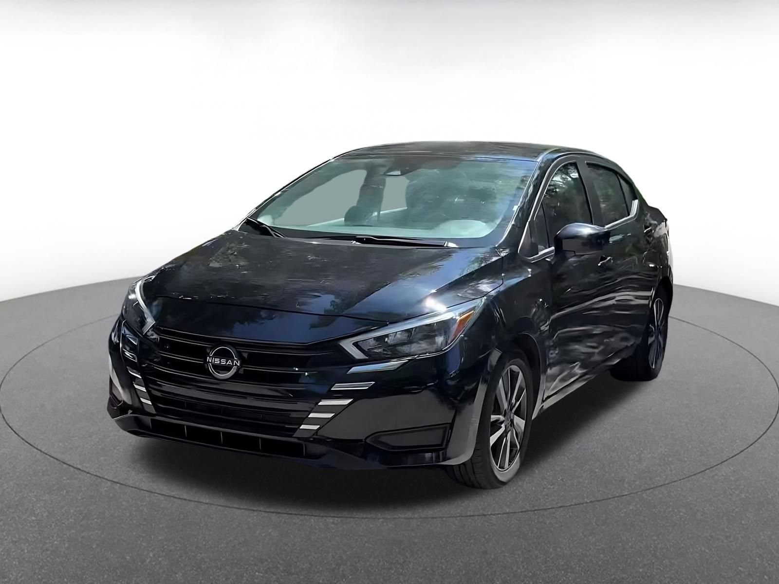 Used 2025 Nissan Versa SV FWD image 6