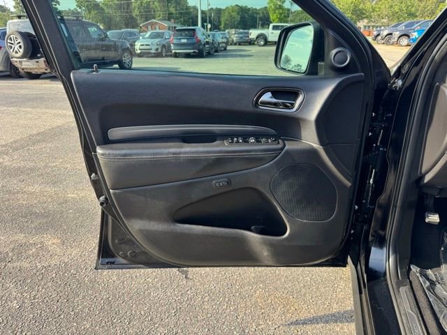 Used 2019 Dodge Durango SRT w/ Technology Group AWD/4WD image 17